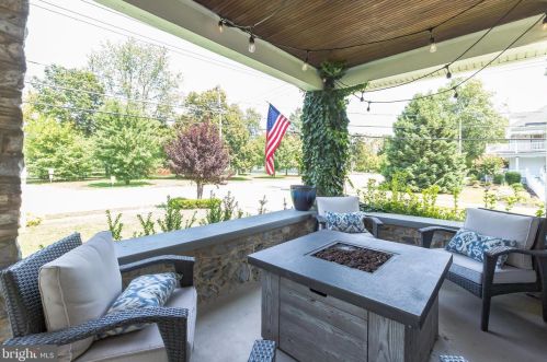 300 Collings Ave, Camden NJ 08107-1738 exterior