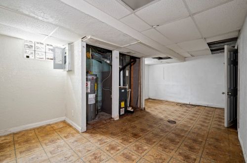 349 Anthon Dr, Pittsburgh PA 15235-3911 exterior