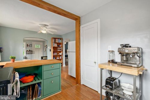 410 Melbourne Ave, Silver Spring MD 20901-2818 exterior