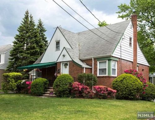 198 Elm St, Cresskill, NJ 07626-1836