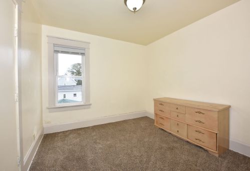 3460 Holton St, Milwaukee WI 53212-2935 exterior