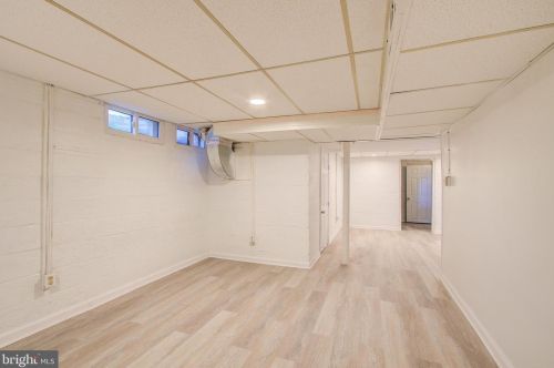 215 Highland Ave, Rockville MD  20850-4136 exterior