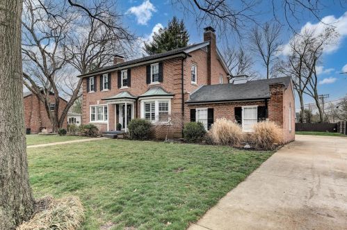 9424 Sonora Ave, Saint Louis, MO 63144-1012