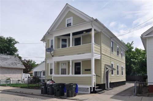 10 Huron St, Providence, RI 02908-4616