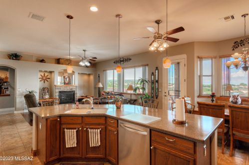 2148 Calle Casas Lindas, Green Valley AZ 85622-8042 exterior