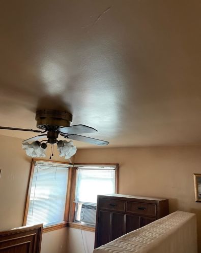 1913 93 St, Chicago IL 60643-6358 exterior