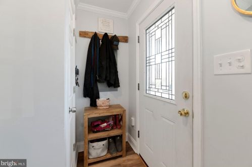 2842 30th St, Washington DC  20018-1447 exterior