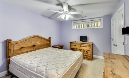 5056 Claremont Ave, Chicago IL  60625-1810 exterior