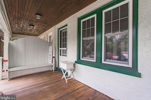 216 Second St, Media, PA 19063-3032