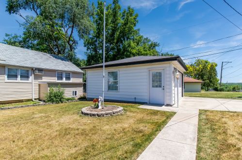 1700 Cora St, Joliet IL 60403-2529 exterior