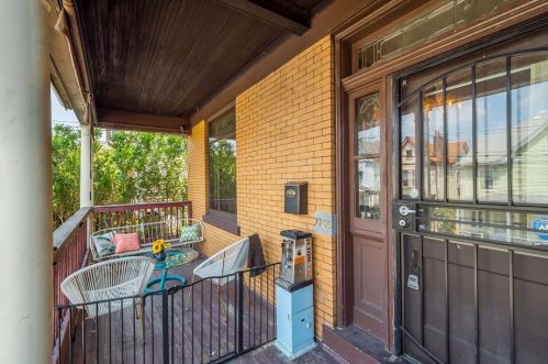 7706 Cannon St, Pittsburgh PA  15218-2109 exterior