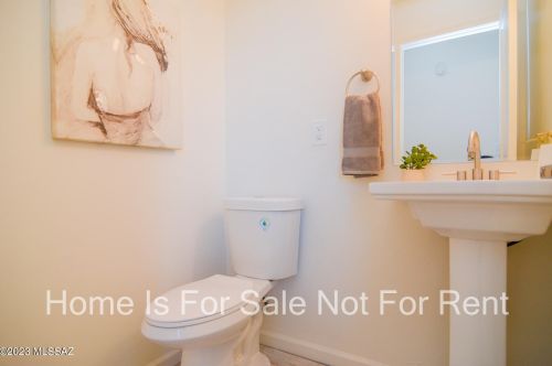 5690 Placita Amanecer, Tucson AZ  85718-4002 exterior