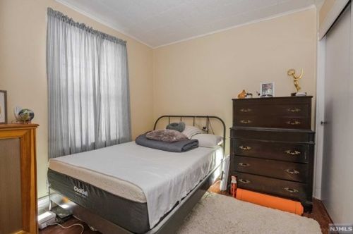 21 Claremont Ave, Montclair NJ 07042-3510 exterior