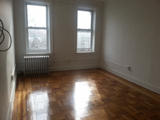 14230 Barclay Ave, Flushing NY  11355-2558 exterior