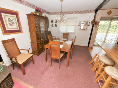 3 Greenfield Ln, Commack NY 11725-1414 exterior