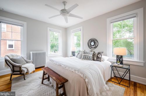 301 Raymond Ave, Alexandria VA 22301-1037 exterior