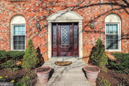 11419 Bedfordshire Ave, Rockville, MD 20854-2008