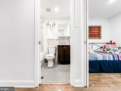 1237 Mascher St, Philadelphia PA 19140-4624 exterior