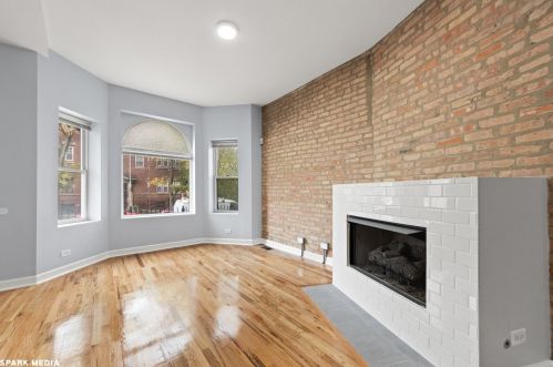 6553 University Ave, Chicago, IL 60637-4303