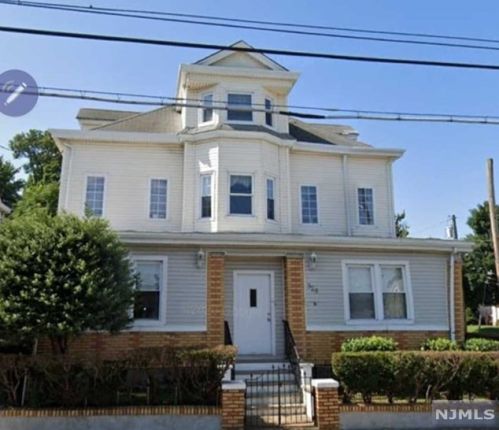 328 5th Ave, Paterson NJ  07514-2153 exterior