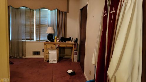 707 Caron Cir, Atlanta GA 30318-6042 exterior