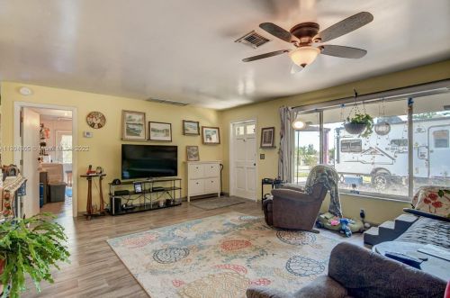 2815 1 Ct, Boynton Beach FL 33435-7646 exterior