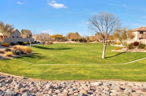 1605 Beautiful Ln, Phoenix AZ 85041-7622 exterior