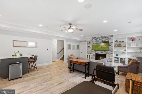 4815 15 St, Arlington VA 22205-2620 exterior