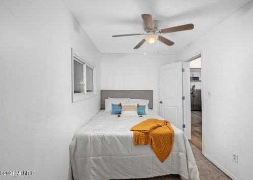 1315 Turner, Grand Rapids MI 49504-3235 exterior