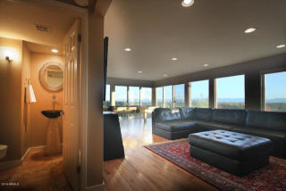 8406 14th St, Phoenix, AZ 85020-3876