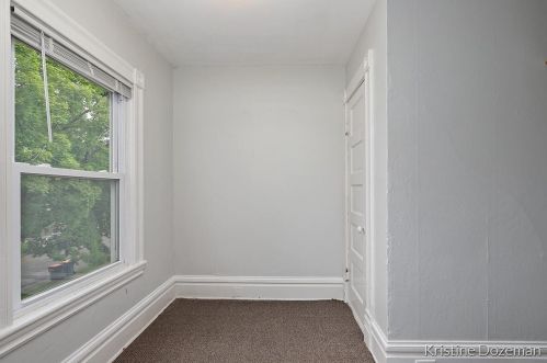 718 Fairview Ave, Grand Rapids MI 49503-1520 exterior