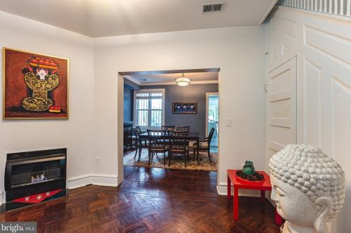 2530 13th St, Washington DC  20009-5202 exterior