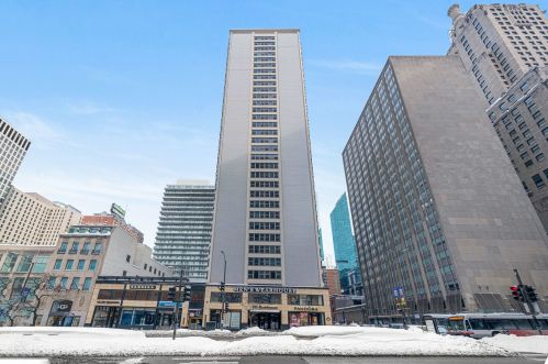 535 Michigan Ave, Chicago IL  60611-3814 exterior