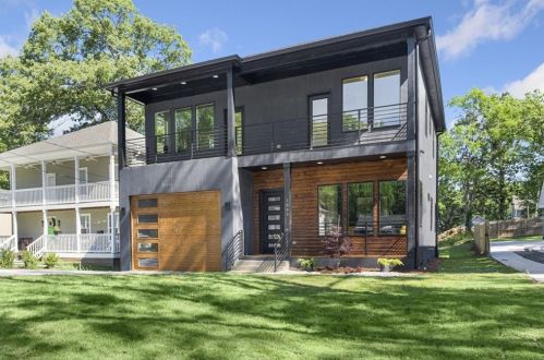 1865 Francis Ave, Atlanta, GA 30318-2723