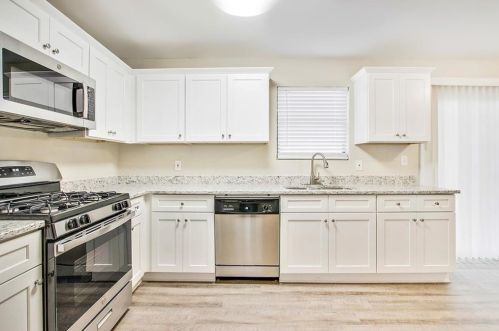 4547 Doral Dr, Atlanta GA  30331-7146 exterior