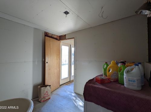 4225 Cavalier Dr, Phoenix AZ 85017-1727 exterior