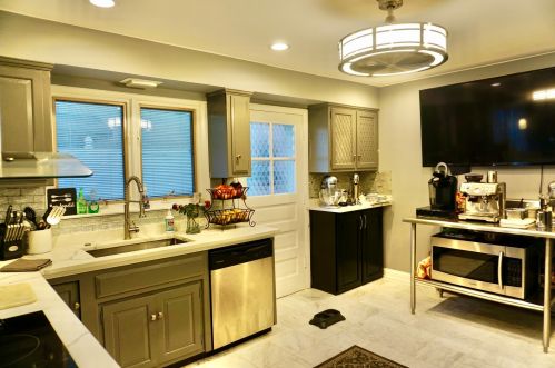 1945 74 Ct, Chicago IL 60707-3110 exterior