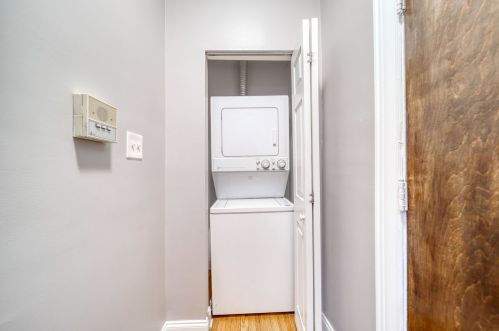 6143 Hoyne Ave, Chicago IL  60659-4220 exterior