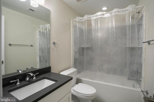 403-A Alfred St, Alexandria VA exterior