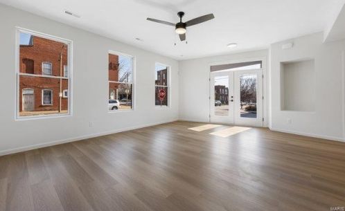 2867 Indiana Ave, Saint Louis MO 63118-2506 exterior