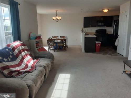 8464 Hamilton St, Hummelstown PA  17036-7091 exterior