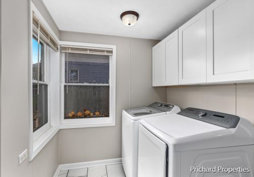 2405 Woodward Ave, Wyoming MI  49509-2077 exterior