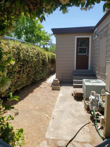 206 Northlake Dr, Folsom, CA 95630-1612