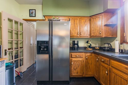 6343 Tripp Ave, Chicago IL 60646-4524 exterior