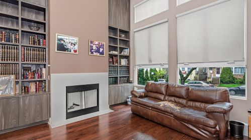 6332 Sacramento Ave, Chicago IL  60659-1512 exterior