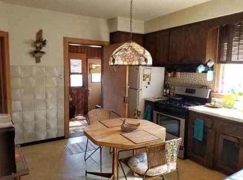 6243 Kolin Ave, Chicago IL 60629-5030 exterior