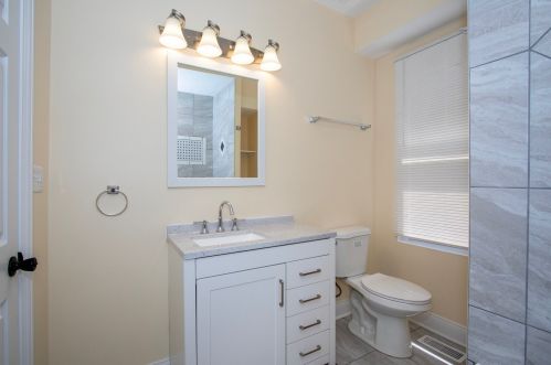 10350 Indiana Ave, Chicago IL  60628-2850 exterior