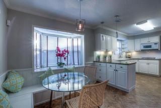 6255 Inwood Dr, Houston TX  77057-3507 exterior