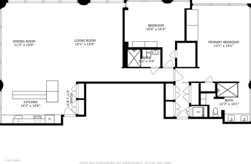 1300 Astor St, Chicago IL 60610-2139 exterior