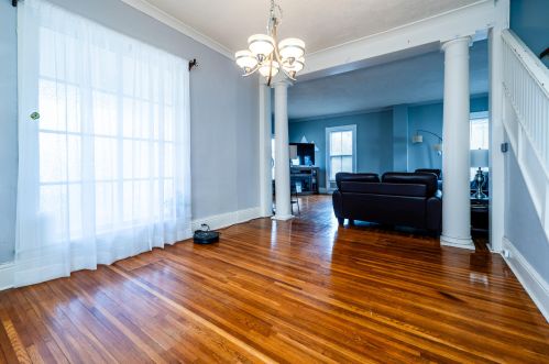 108 Michigan Ave, Dowagiac MI 49047-1908 exterior